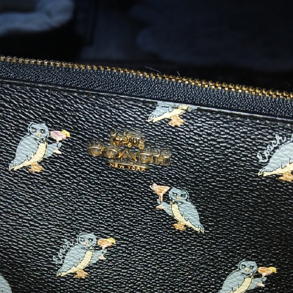COACH Black Wristlet with Owl Design - Picture 7 of 7